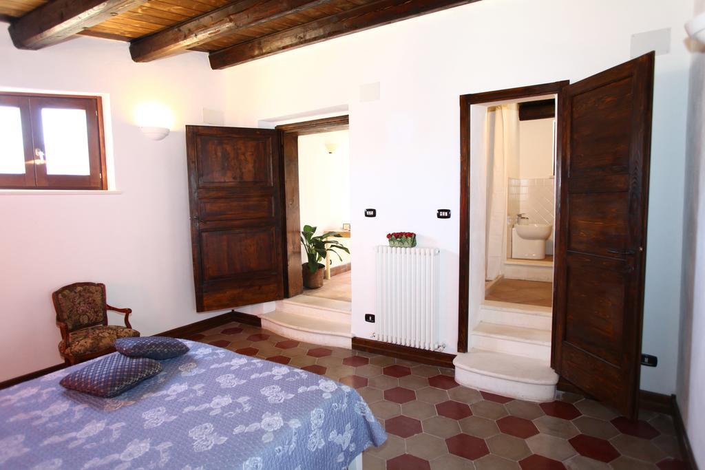 Angelino Home Sulmona Værelse billede