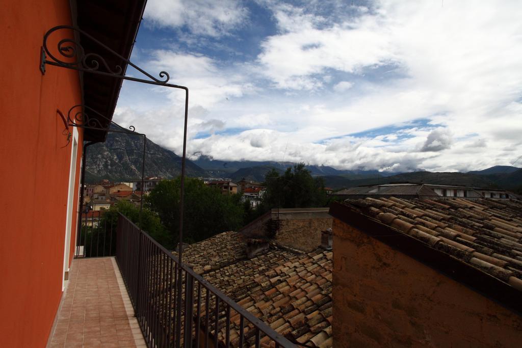 Angelino Home Sulmona Eksteriør billede