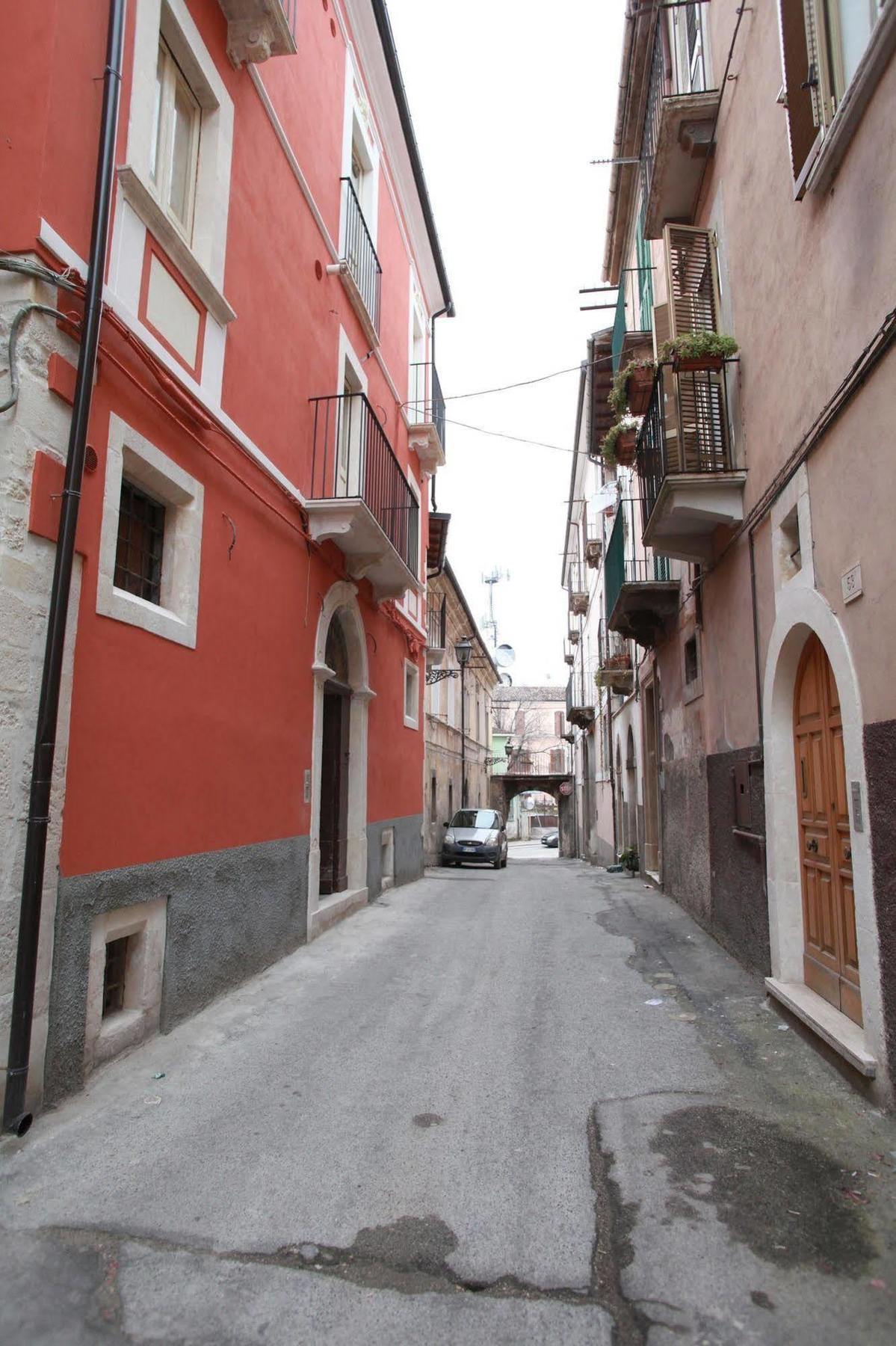 Angelino Home Sulmona Eksteriør billede